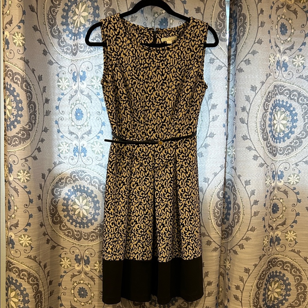 Dana Buchman Black and Gold Midi Dress